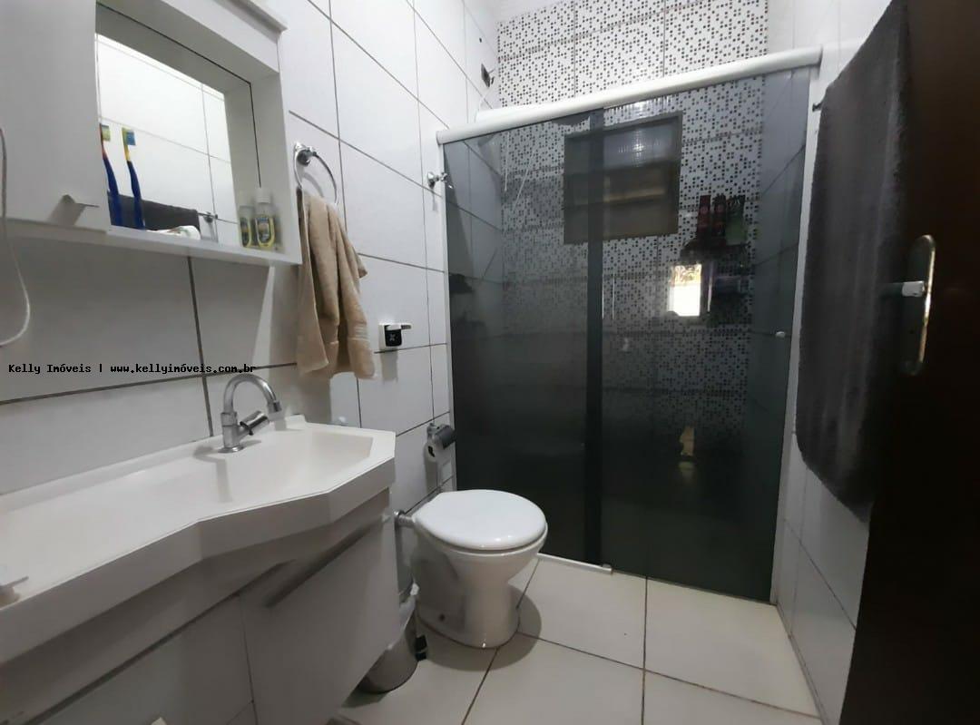 Casa à venda com 2 quartos, 130m² - Foto 7