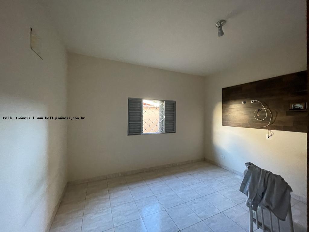 Casa à venda com 3 quartos, 306m² - Foto 10