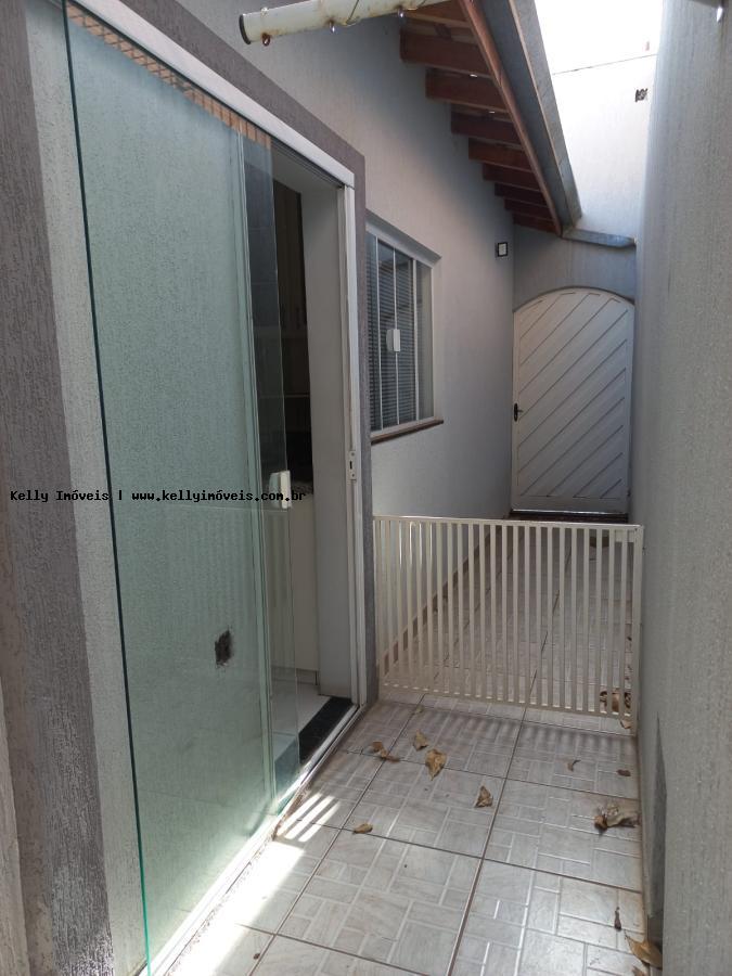 Casa à venda com 3 quartos, 138m² - Foto 15