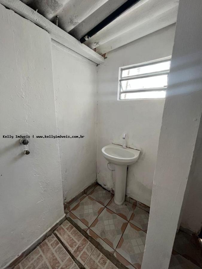 Casa para alugar com 3 quartos, 120m² - Foto 5