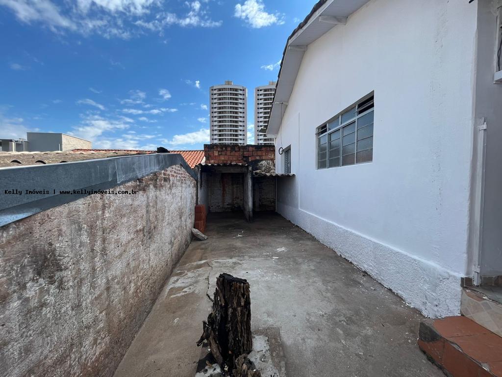 Casa para alugar com 3 quartos, 120m² - Foto 16