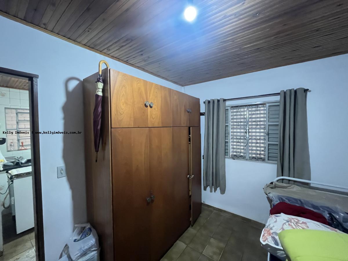 Casa à venda com 2 quartos, 94m² - Foto 8