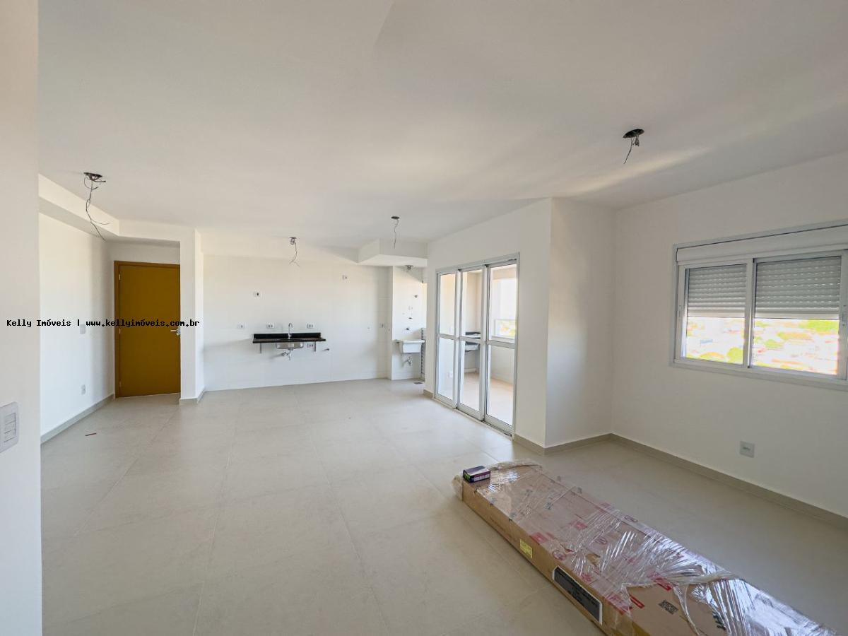 Apartamento à venda com 2 quartos, 78m² - Foto 6