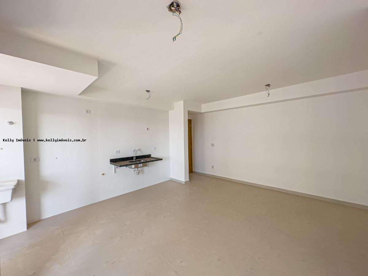 Apartamento à venda com 2 quartos, 78m² - Foto 17