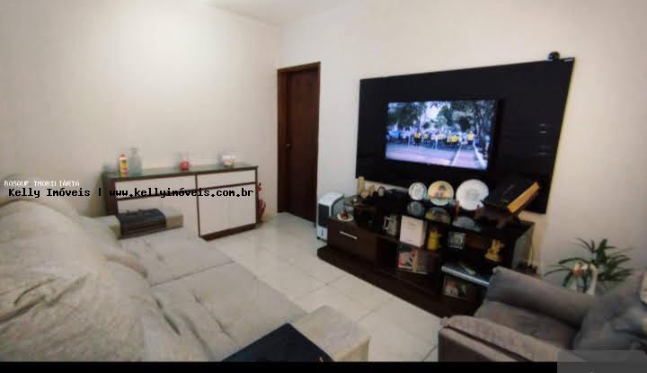 Apartamento à venda com 3 quartos, 94m² - Foto 2