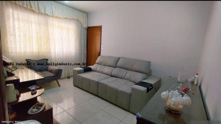 Apartamento à venda com 3 quartos, 94m² - Foto 1