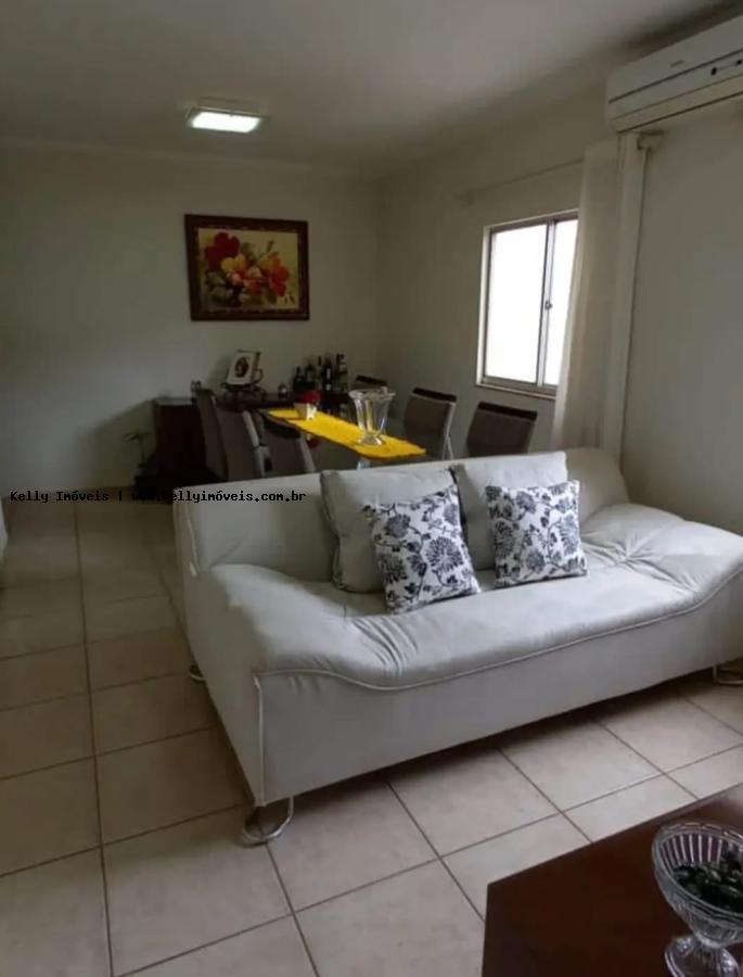 Apartamento à venda com 3 quartos, 100m² - Foto 3