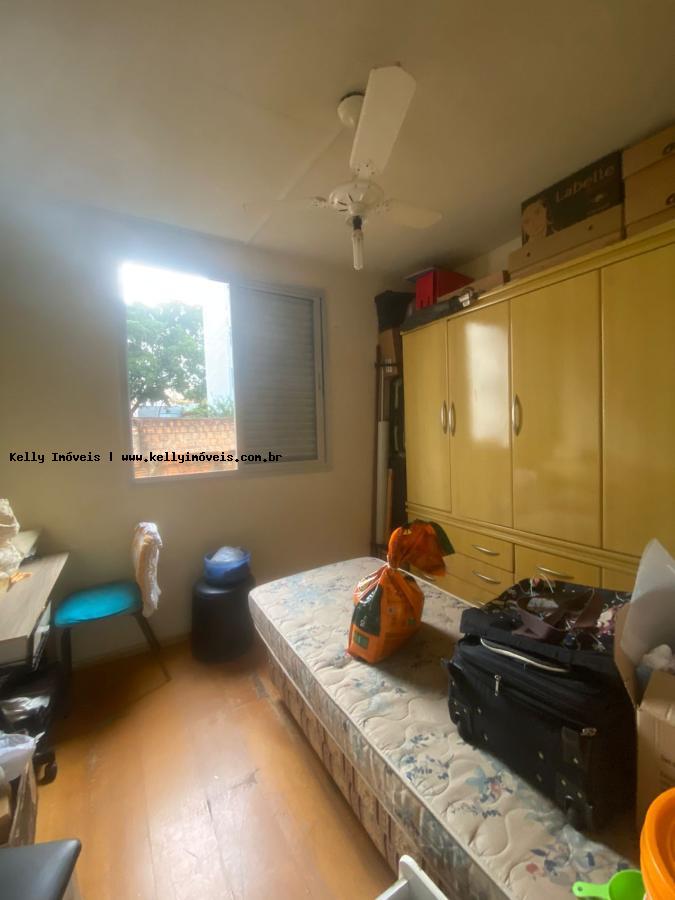 Apartamento à venda com 2 quartos, 51m² - Foto 3