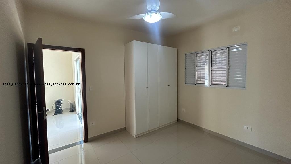 Casa de Condomínio à venda com 3 quartos, 252m² - Foto 20