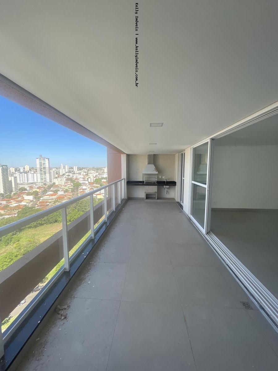 Apartamento à venda com 3 quartos, 151m² - Foto 2