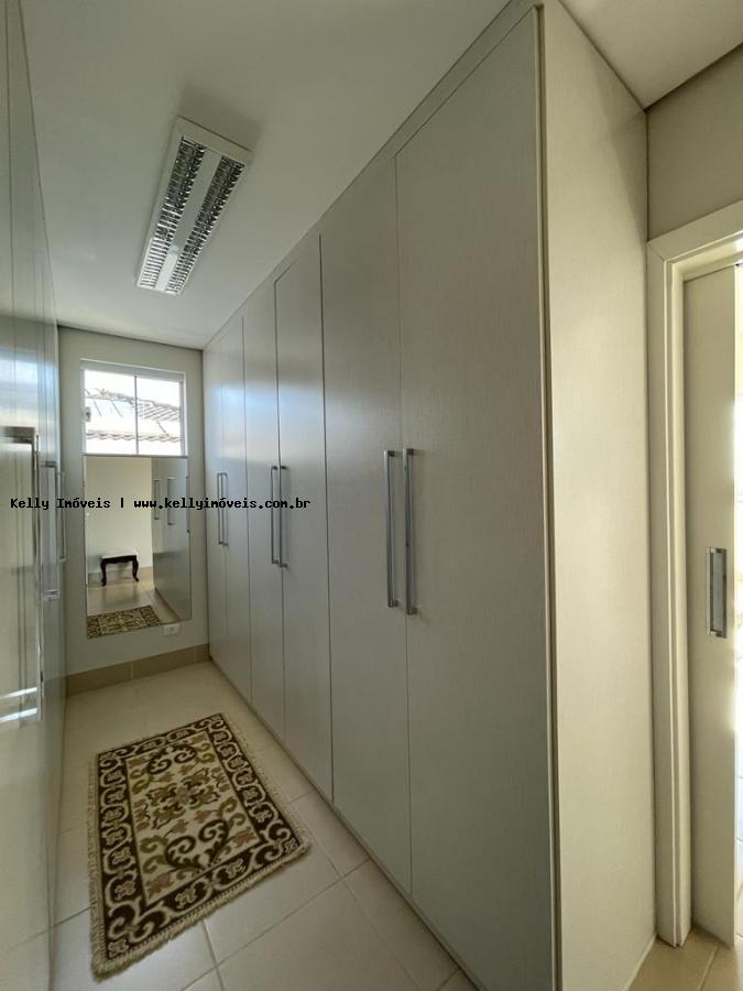 Casa de Condomínio à venda com 3 quartos, 300m² - Foto 16