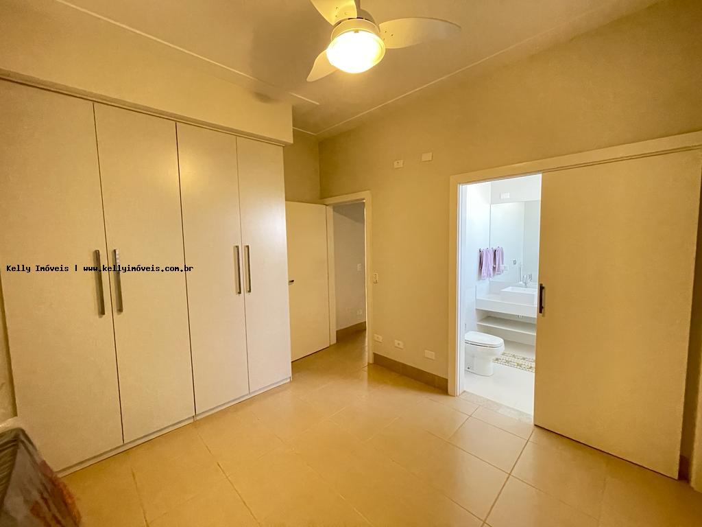 Casa de Condomínio à venda com 3 quartos, 300m² - Foto 23