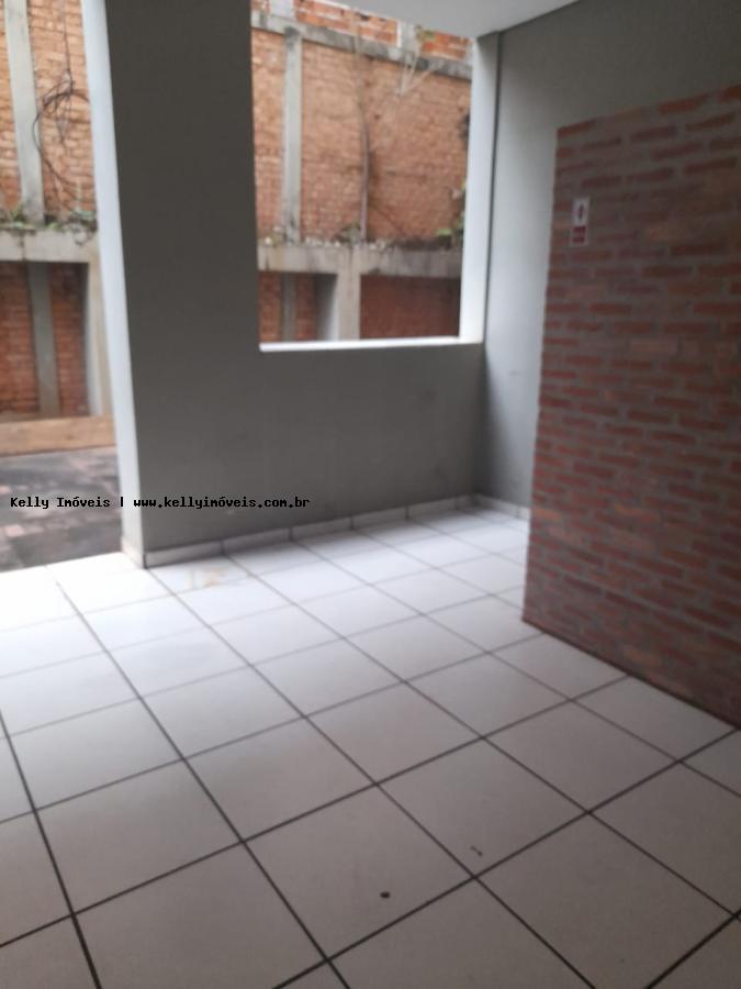 Prédio Inteiro para alugar, 200m² - Foto 2