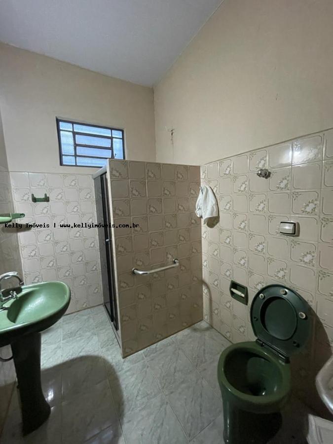 Casa à venda com 3 quartos, 183m² - Foto 8