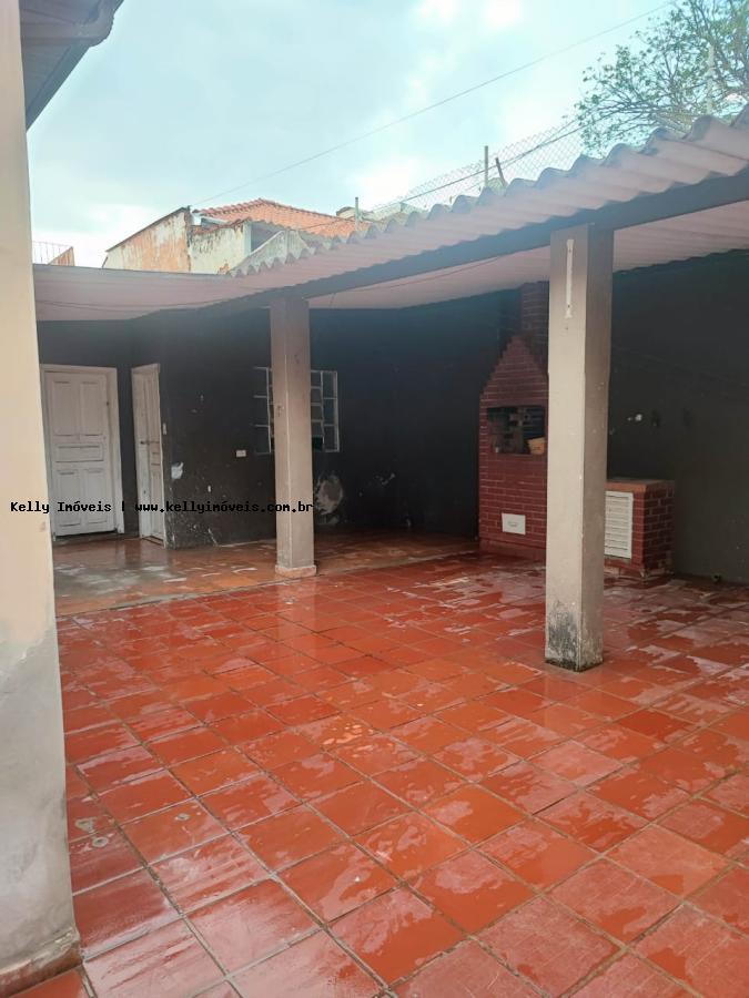 Casa à venda com 2 quartos, 200m² - Foto 9