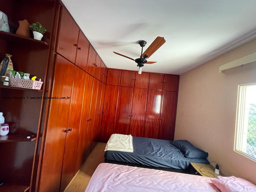 Apartamento à venda com 2 quartos, 77m² - Foto 4