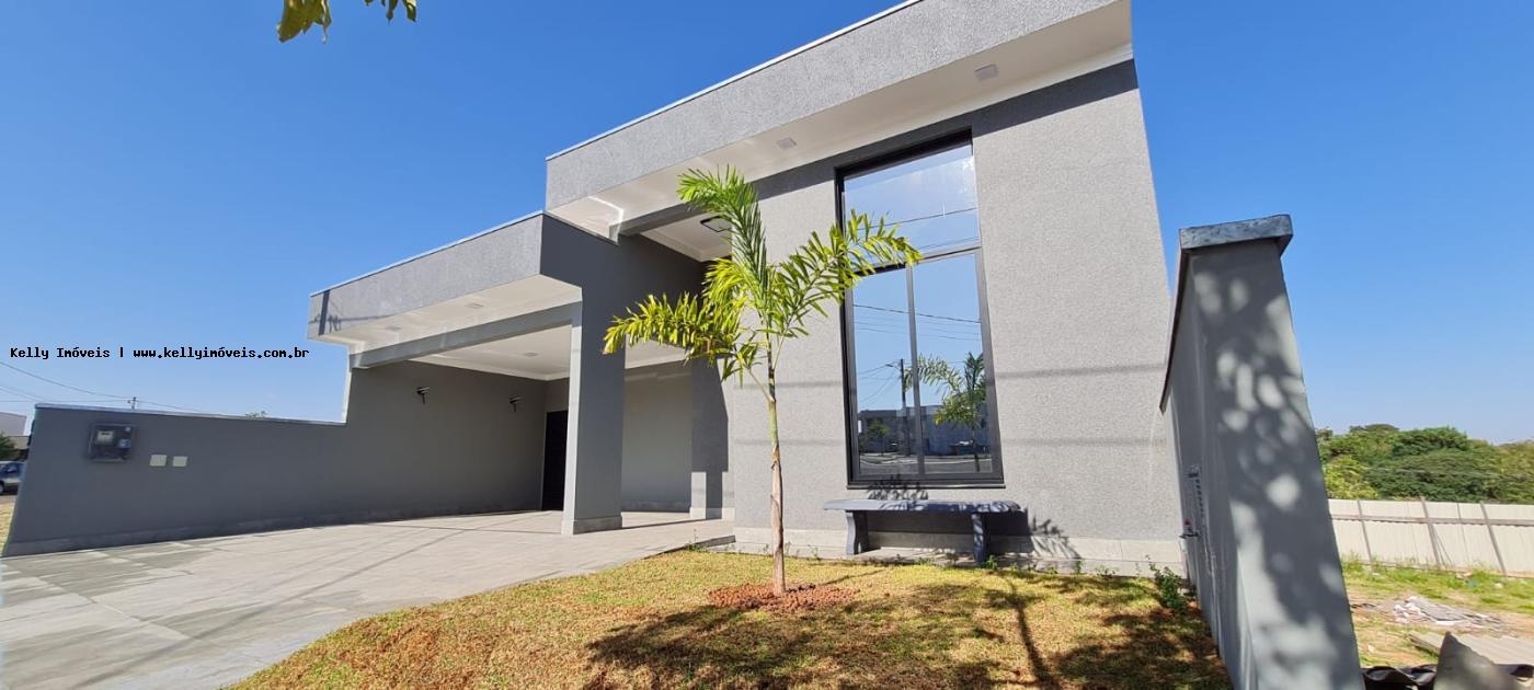 Casa de Condomínio à venda com 3 quartos, 170m² - Foto 2