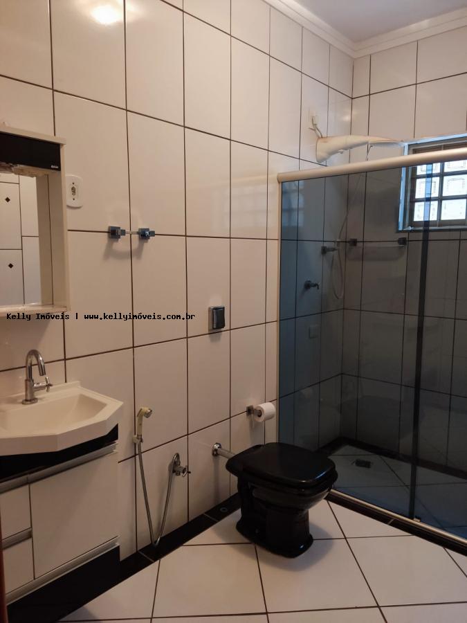 Casa à venda com 4 quartos, 187m² - Foto 15