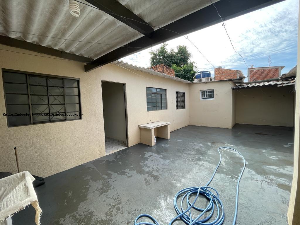 Casa à venda com 3 quartos, 117m² - Foto 4