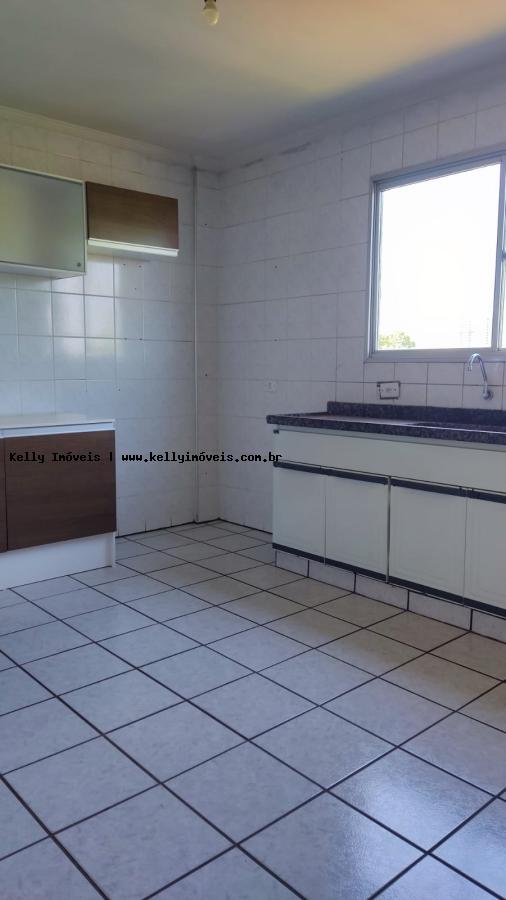 Apartamento à venda com 2 quartos, 106m² - Foto 10