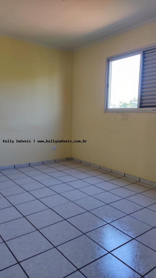 Apartamento à venda com 2 quartos, 106m² - Foto 13