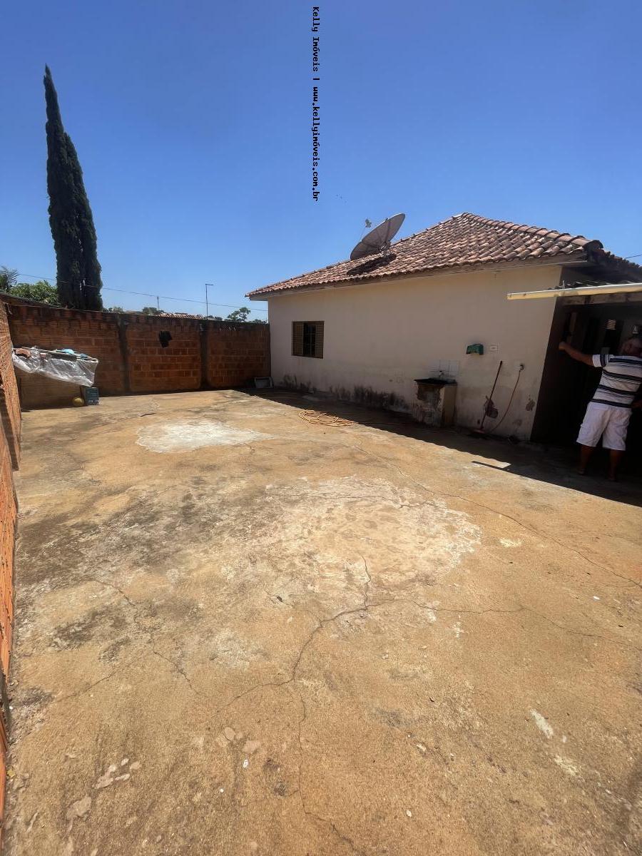 Casa à venda com 5 quartos, 366m² - Foto 5