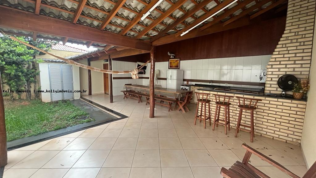 Casa à venda com 3 quartos, 350m² - Foto 13