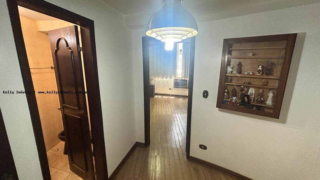 Apartamento à venda com 3 quartos, 240m² - Foto 16