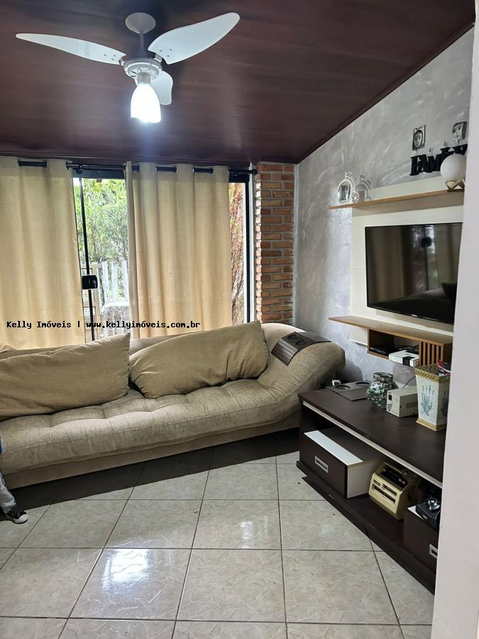 Casa de Condomínio à venda com 3 quartos, 200m² - Foto 6