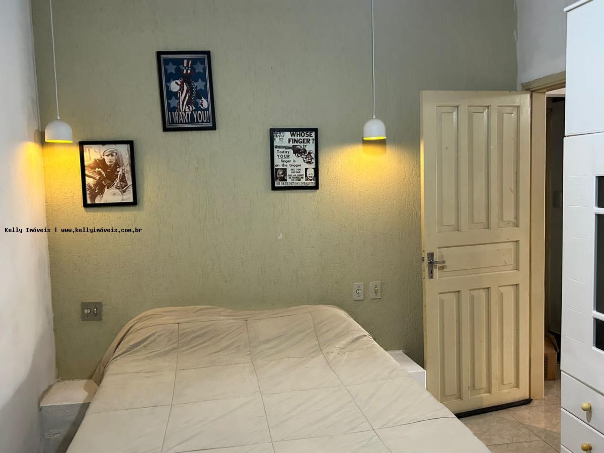 Casa de Condomínio à venda com 3 quartos, 200m² - Foto 11