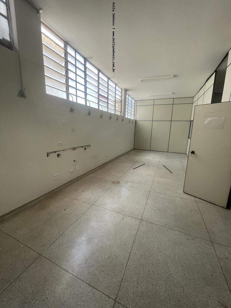 Prédio Inteiro para alugar, 975m² - Foto 24