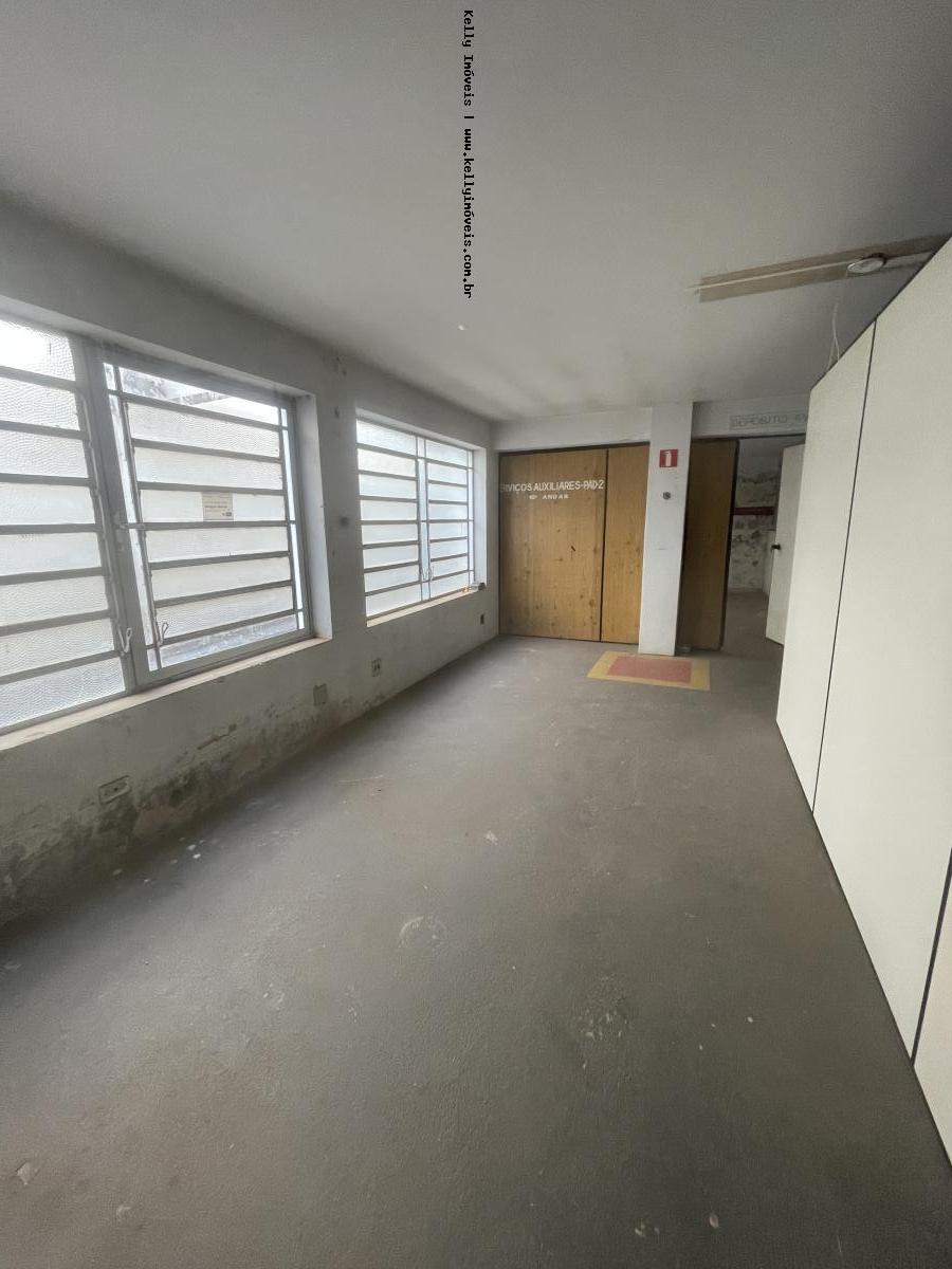 Prédio Inteiro para alugar, 975m² - Foto 27