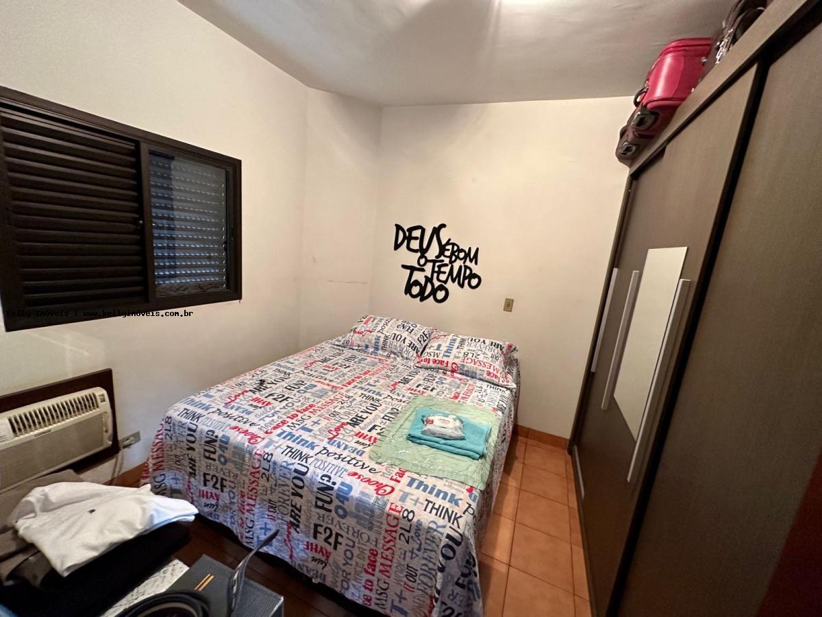 Apartamento à venda com 3 quartos, 107m² - Foto 18