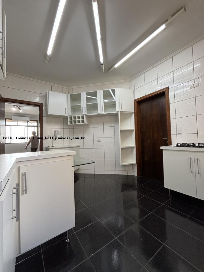 Apartamento à venda com 3 quartos, 125m² - Foto 5