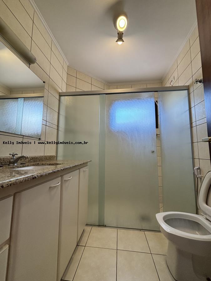 Apartamento à venda com 3 quartos, 125m² - Foto 17