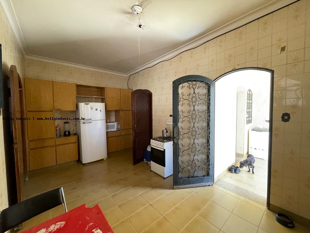 Casa à venda com 3 quartos, 486m² - Foto 13