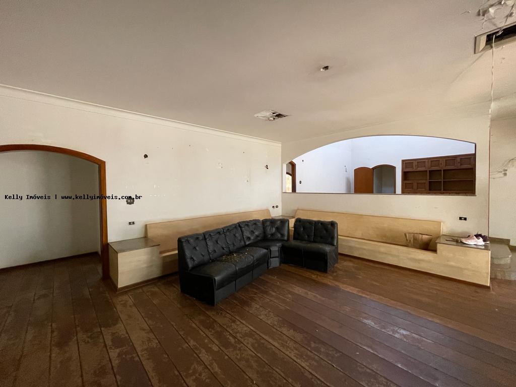 Casa à venda com 3 quartos, 486m² - Foto 12