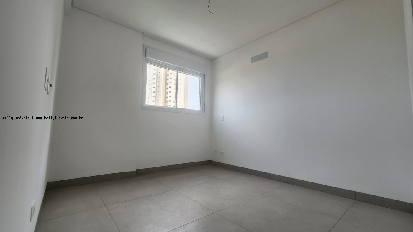 Apartamento à venda com 3 quartos, 151m² - Foto 15