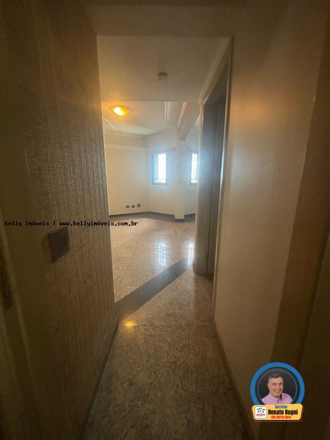 Apartamento à venda com 3 quartos, 304m² - Foto 15