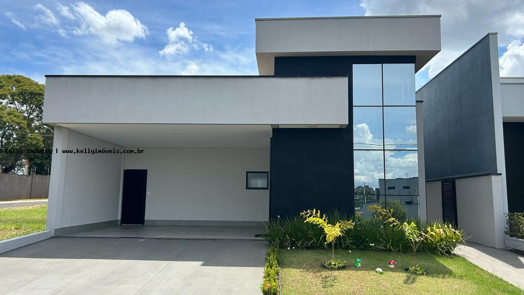 Casa de Condomínio à venda com 3 quartos, 138m² - Foto 1