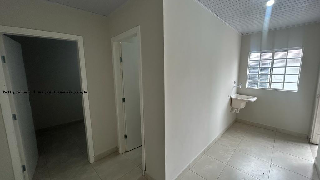 Casa à venda com 2 quartos, 170m² - Foto 8