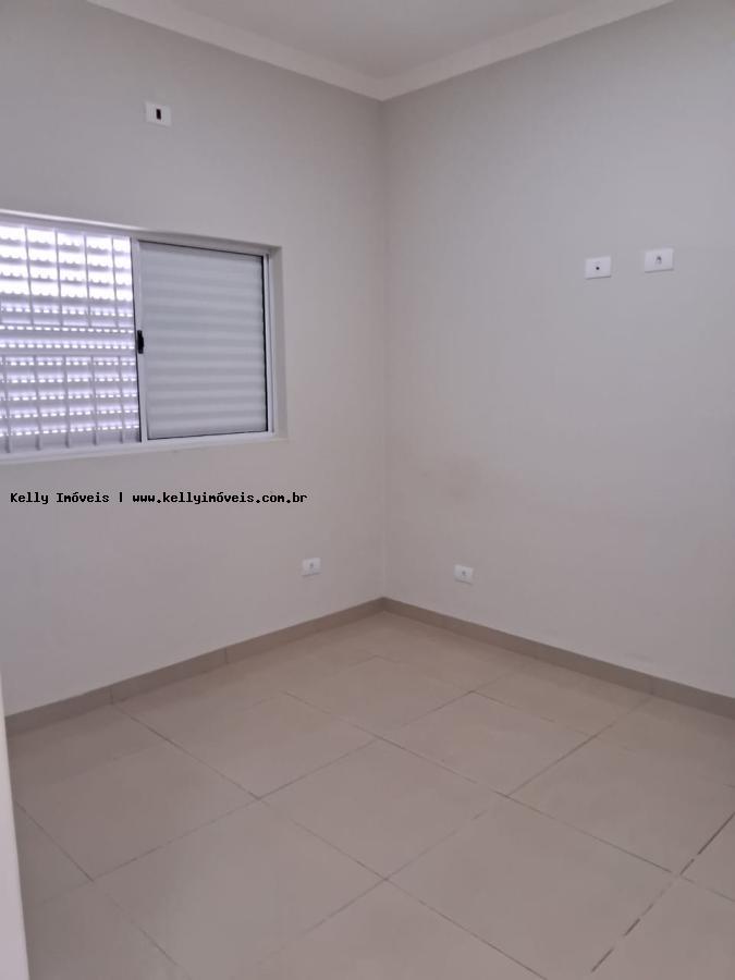 Casa à venda com 3 quartos, 200m² - Foto 8