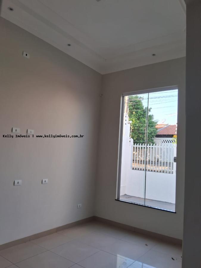 Casa à venda com 3 quartos, 200m² - Foto 5