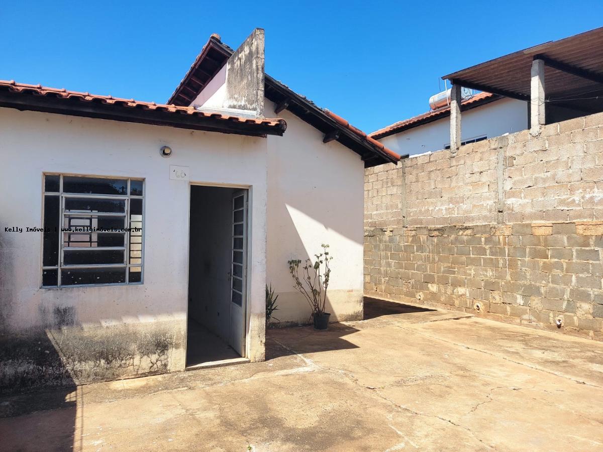 Casa à venda com 2 quartos, 43m² - Foto 9