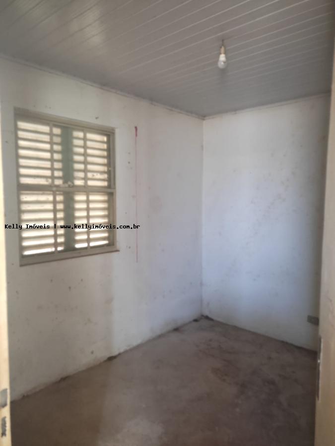 Casa à venda com 2 quartos, 43m² - Foto 12