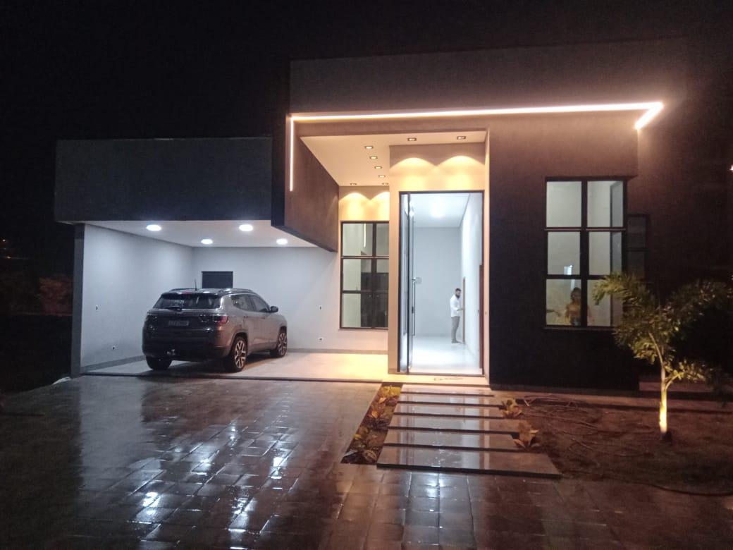 Casa de Condomínio à venda com 3 quartos, 252m² - Foto 2