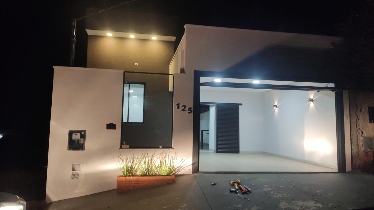 Casa à venda com 3 quartos, 160m² - Foto 2