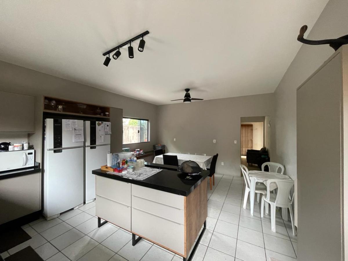 Casa à venda com 3 quartos, 155m² - Foto 1