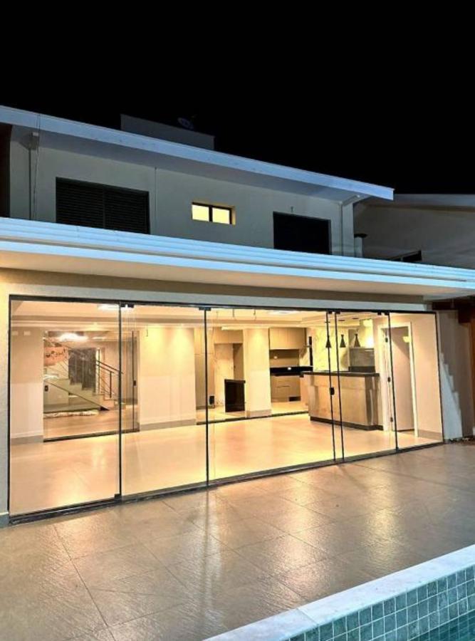 Casa de Condomínio à venda com 4 quartos, 400m² - Foto 4