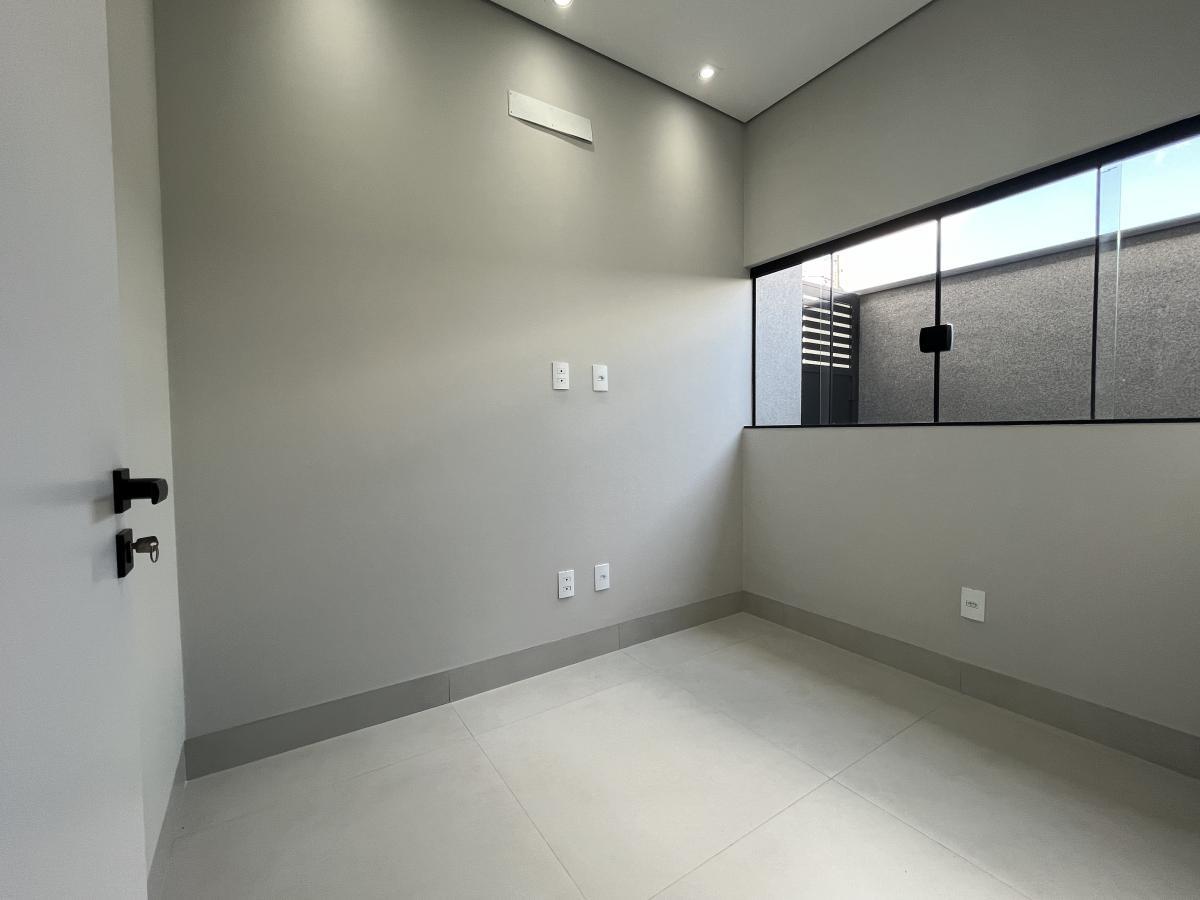 Casa de Condomínio à venda com 3 quartos, 193m² - Foto 2